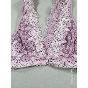 Victorias Secret Purple Lace Bralette Medium Sexy Comfort